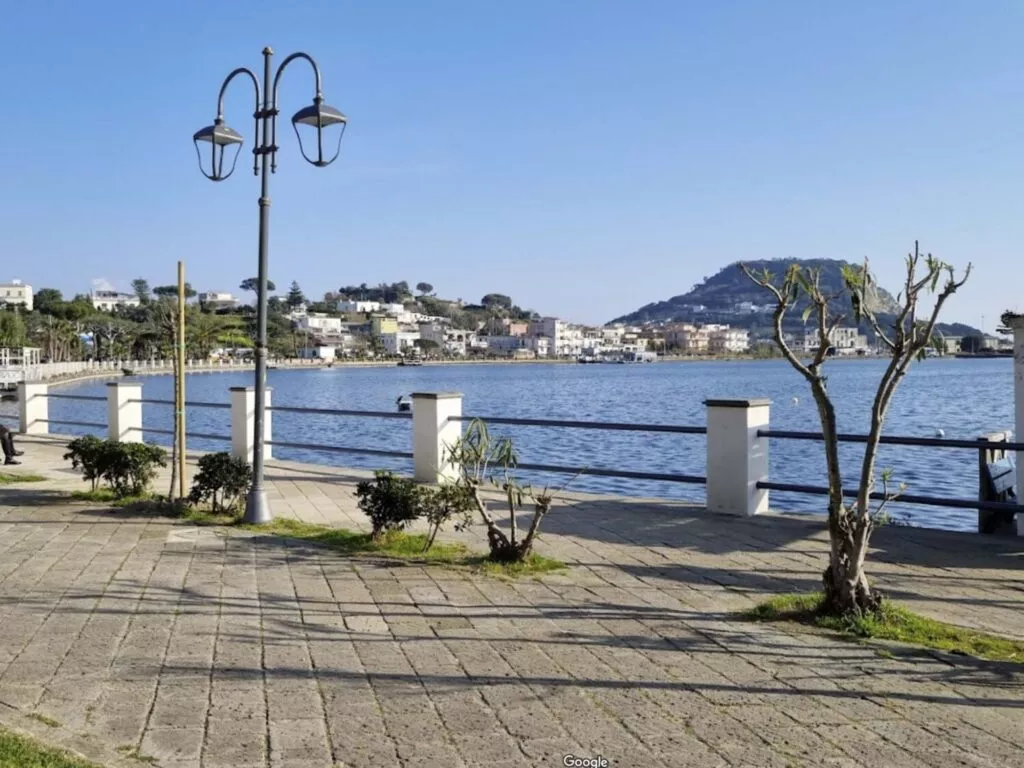 lago-miseno-di-bacoli-1024x768