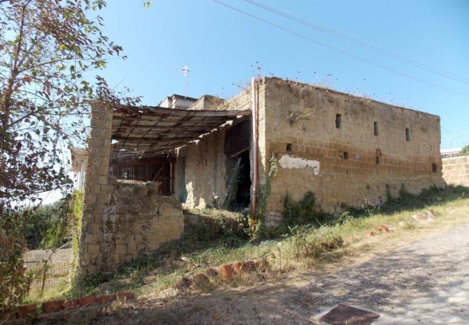 RUDERE CON TERRENO