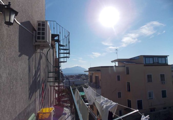 APPARTAMENTO AL SECONDO PIANO